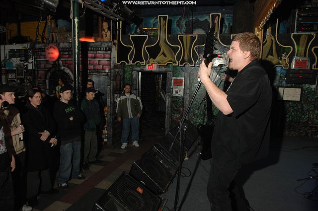 [gutwrench on Feb 1, 2007 at Ralph's Chadwick Square Rock Club (Worcester, MA)]