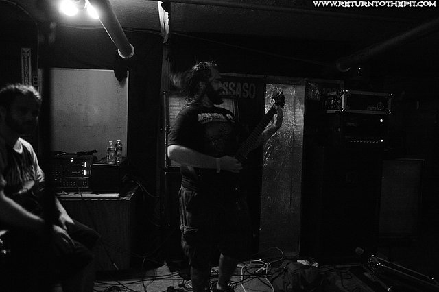 [parasitic extripation on Jul 31, 2015 at Octopuss Bar and Grill (Centralia, PA)]